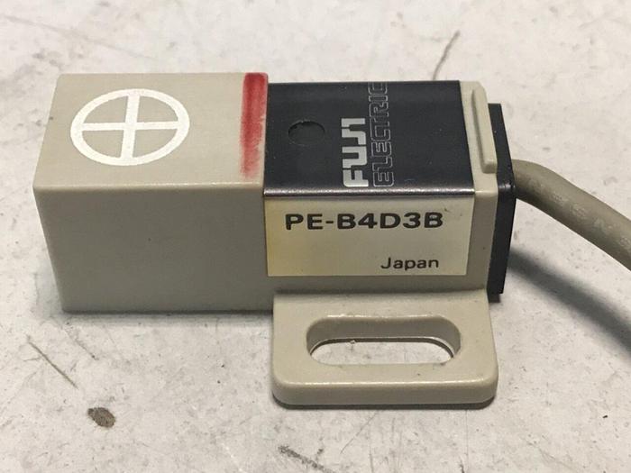 Used FUJI ELECTRIC Proximity Switch PE-B4D3 #128358