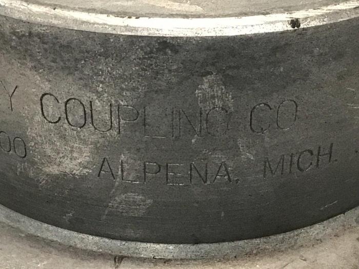 Used MAGNALOY COUPLINGS Coupling 700 / COUPLING Used #135163