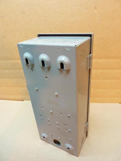 Used SQUARE D 30 Amp Safety Disconnect Switch H361 E1 Used