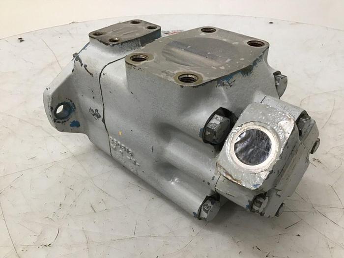 Used VICKERS Pump 3520V25E5 #137353