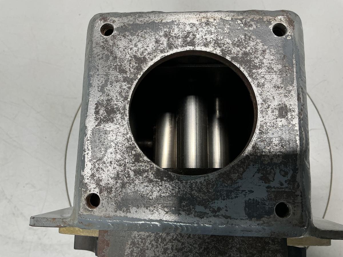 Used METAL KATCHER  NO MODEL / NO TAG