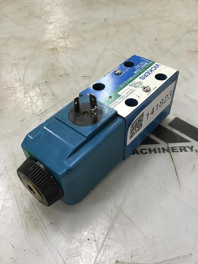 Used VICKERS KCG3250DZMUHA110 Valve Used #141823