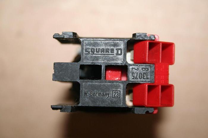 Used SQUARE D Push Button PB520 RED Used