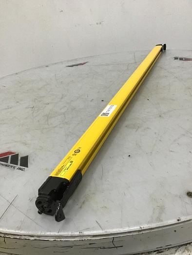 Used KEYENCE CORP Light Curtain GL-R56H-R Used