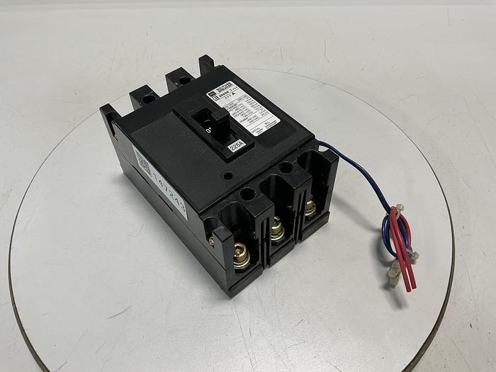 Used TOSHIBA E225B 3