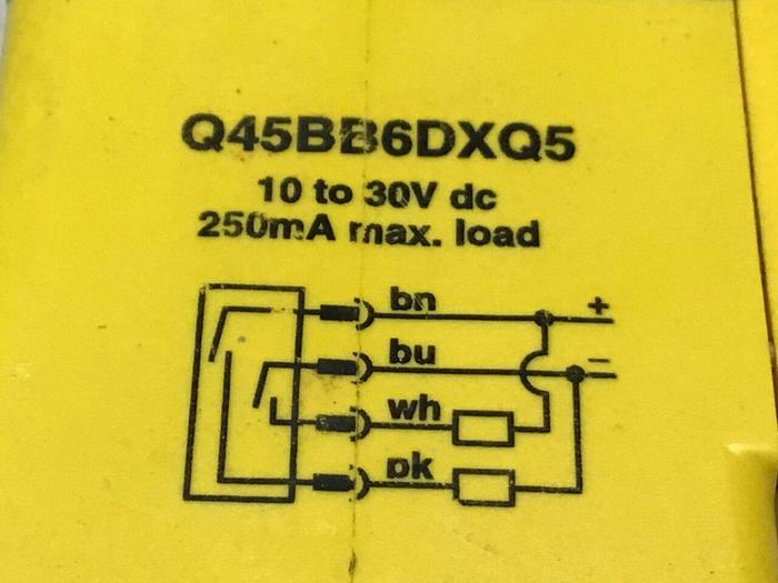 Used BANNER ENGINEERING Photoelectric Sensor Q45BB6DXQ5 #128514