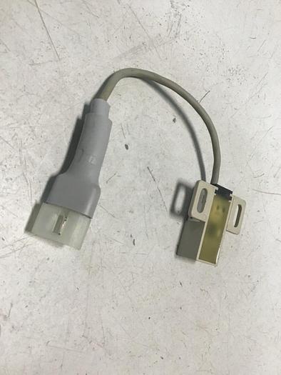 Used FUJI ELECTRIC Proximity Switch PE-B4D3 #128384