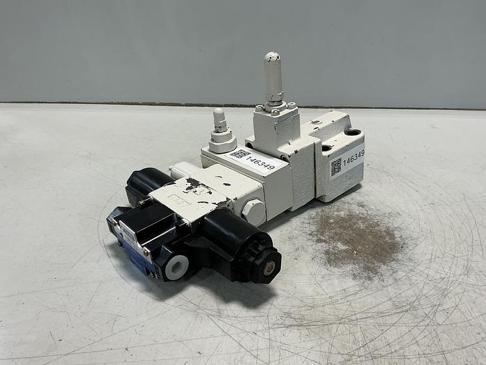 Used TOKIMEC DG4VS-3-0C-M-P7-H-7-P12-52