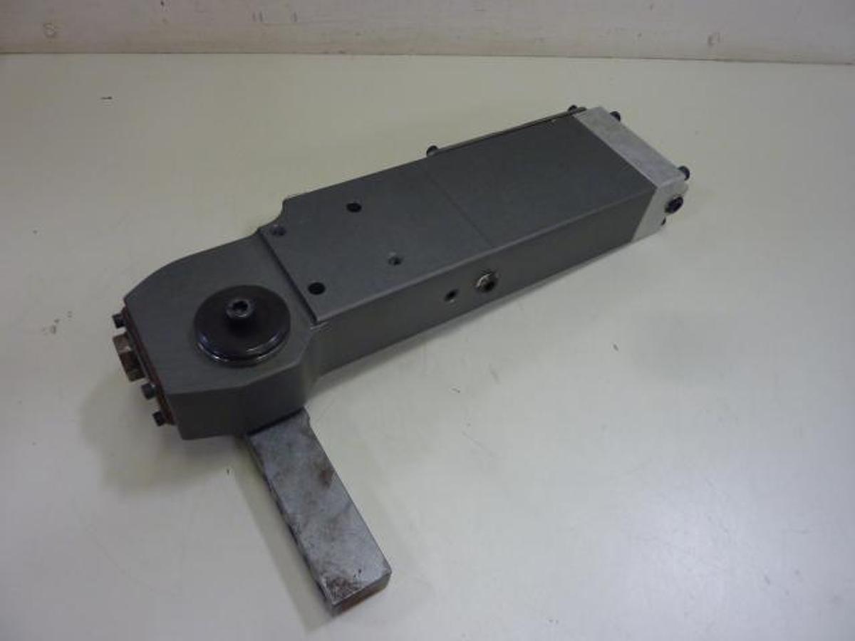 Used BTM CORP Power Clamp STC52VP-120-733207H-90AL-SCDC Used