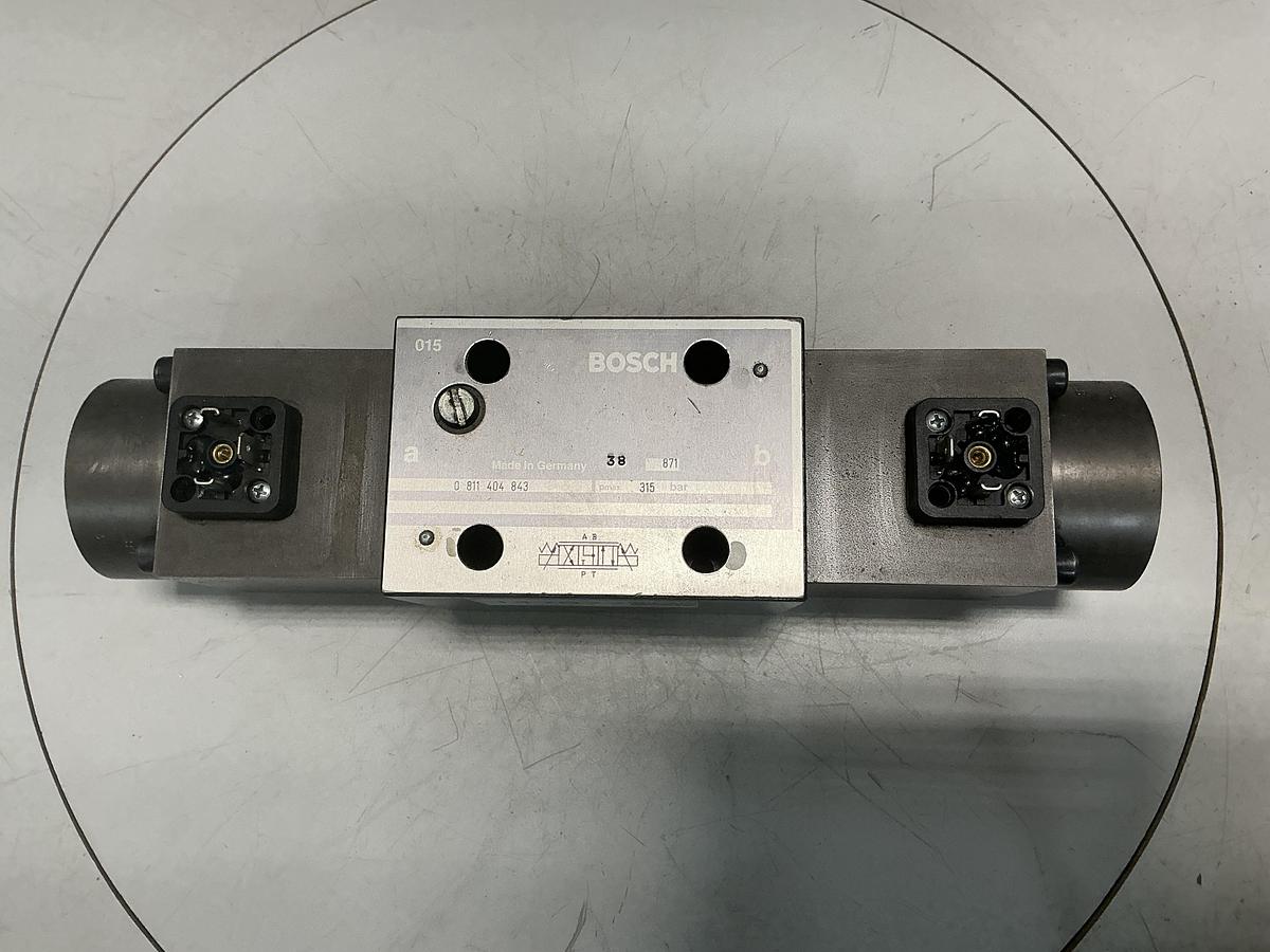 Used BOSCH 0 811 404 843 Valve Used #147977