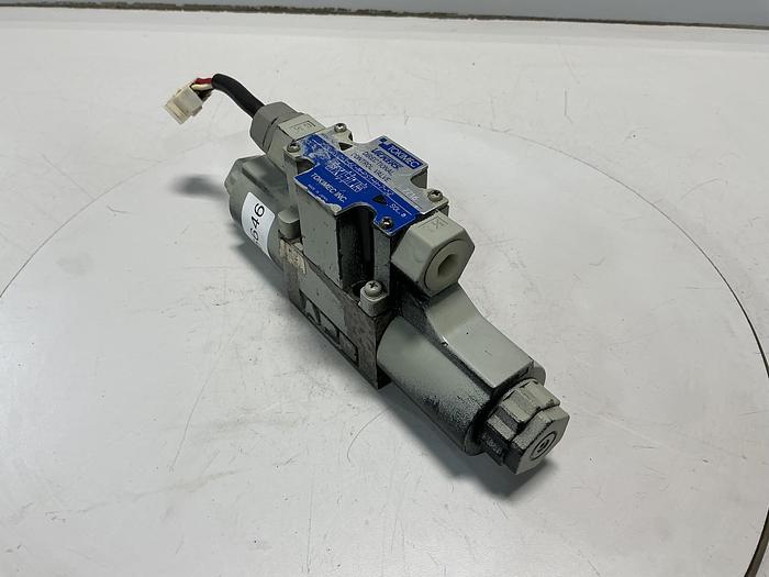 Used TOKIMEC VICKERS DG4VC-3-6C-M-PS1-H-7-52