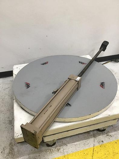 Used ENGEL Injection Sled Cylinder w/Clevis ES 1300-300 / C #135818