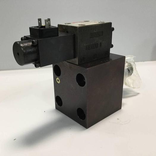 Used MOOG Valve WE42P06C27PAOBN #91772