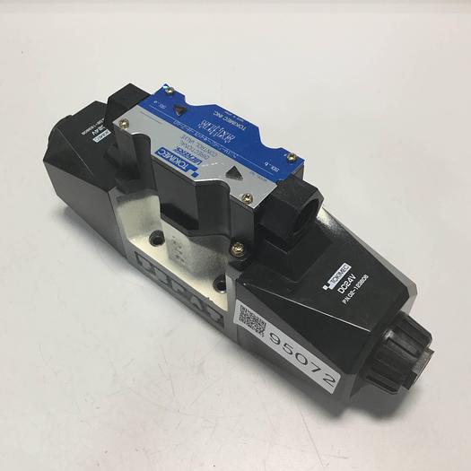 Used VICKERS Directional Control Valve DG4V56CMP7LH740 Used #95072