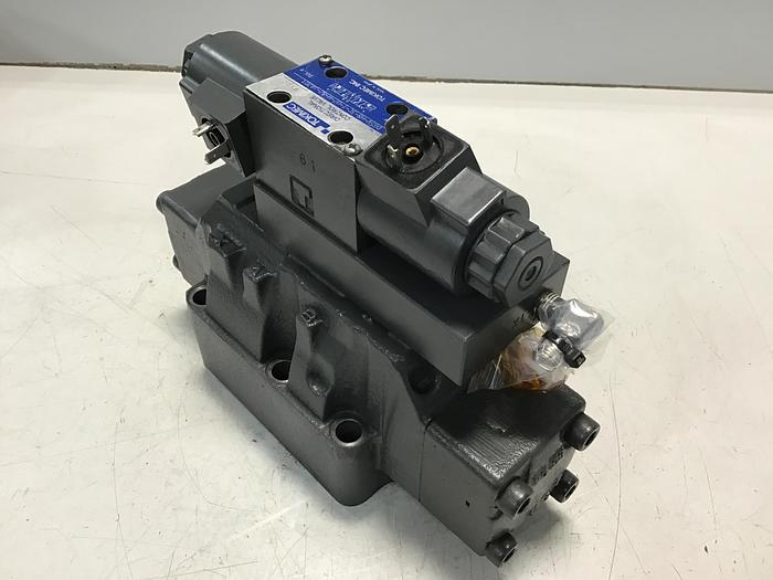 Used TOKIMEC Valve DG5V-H8-3C-T-U7-H-82-JA703 Used #145583