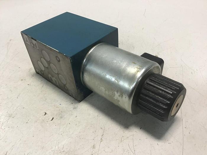 Used BOSCH Valve 0 810 001 025 081WV10P1V1058WS024/00D0 #137471