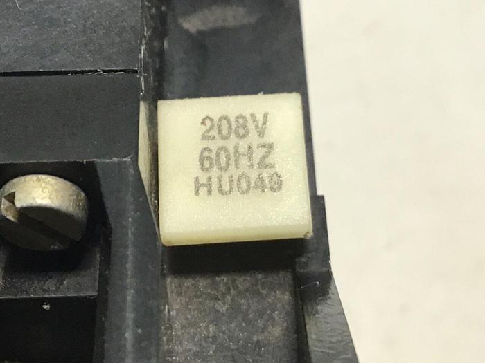 Used ALLEN BRADLEY Contactor 100-A30N.3 SER B #120075