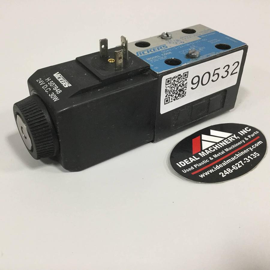 Used VICKERS Valve DG4V-3-2A-M-U-H7-60 Used