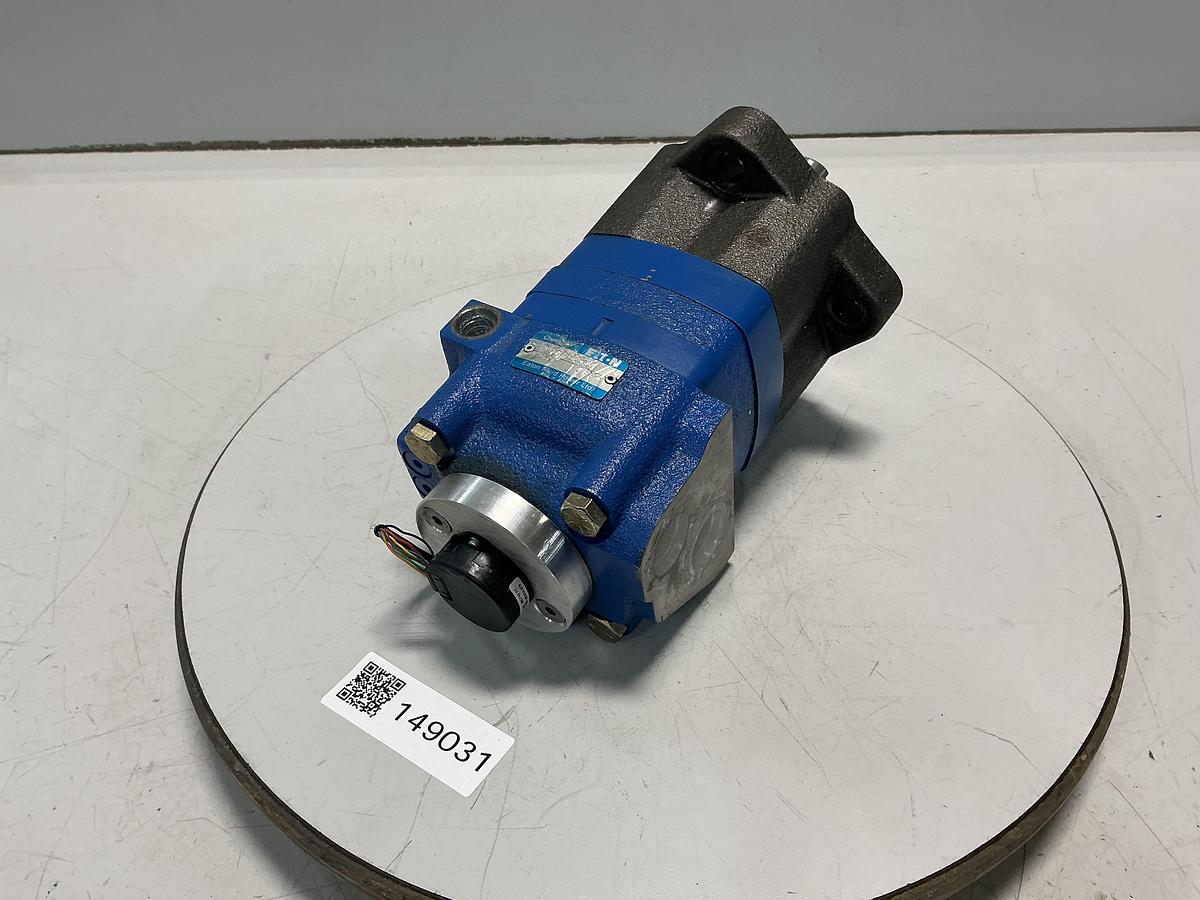 Used CHAR-LYNN / EATON 2TH08AS2S-E