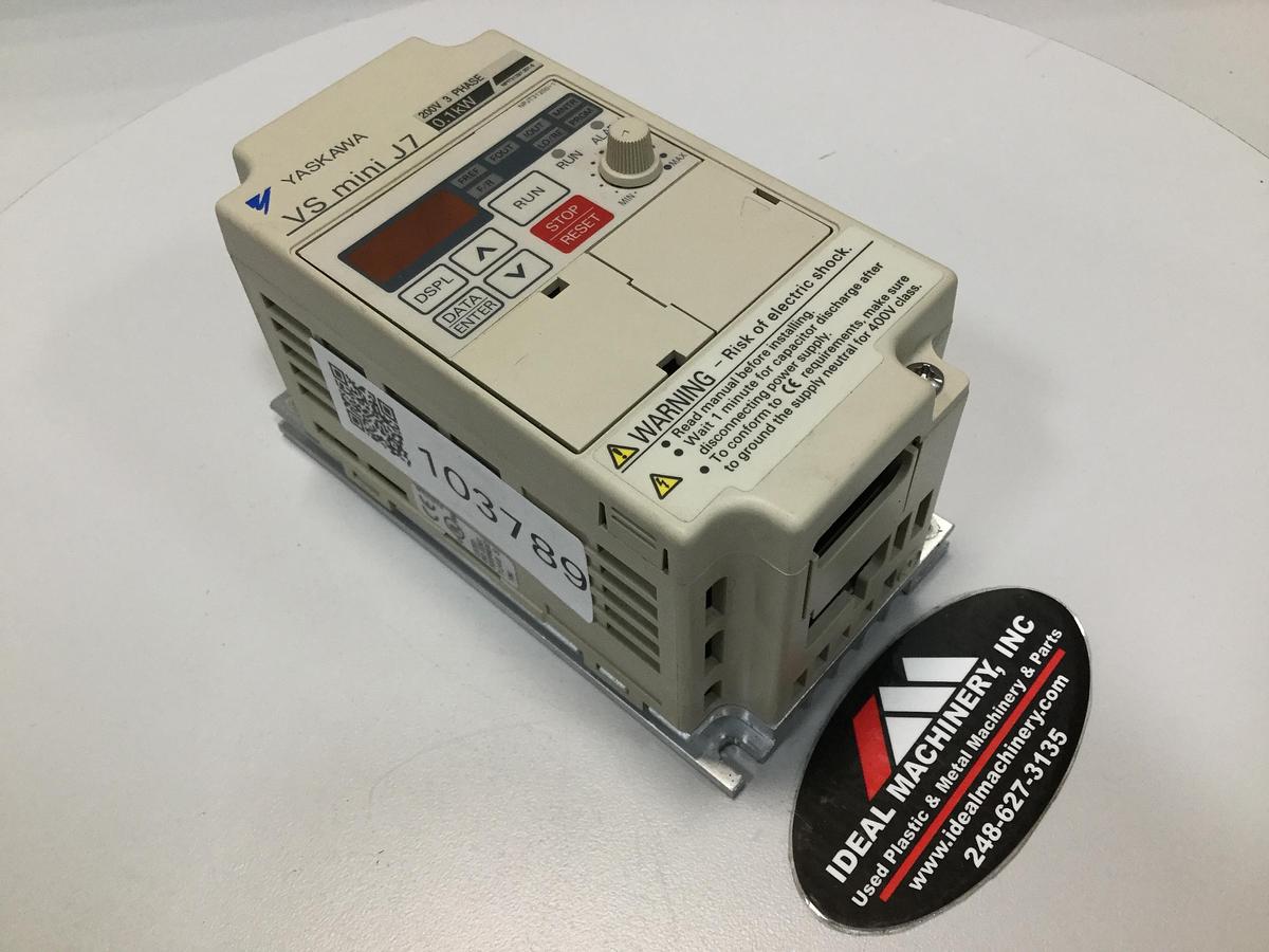 Used YASKAWA VS Mini J7 Inverter CIMR-J7AA20P1 USED
