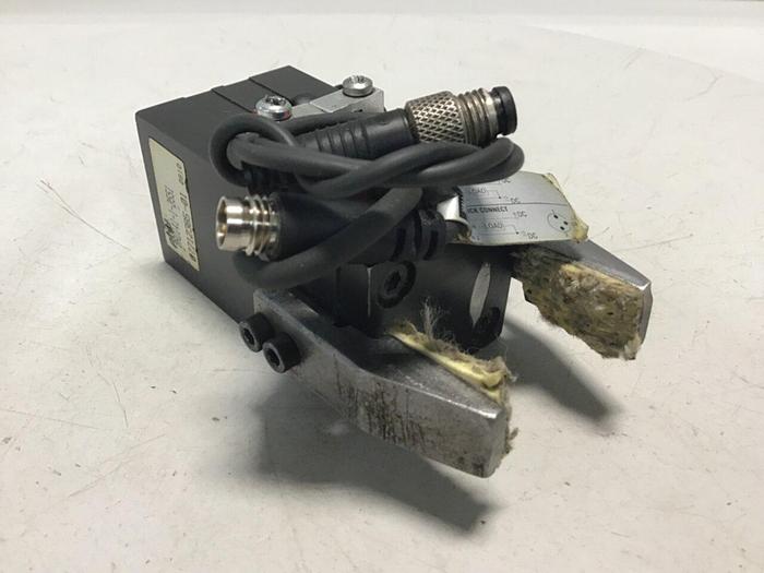 Used PHD INC Parallel Gripper GRD141-1-2551 #127558