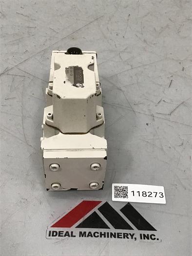 Used MOOG Valve J661-124 Used