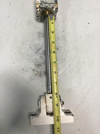 Used HORIUCHI MACHINERY Hydraulic Cylinder FF-SA 1FB32CN180COA-BOA USED