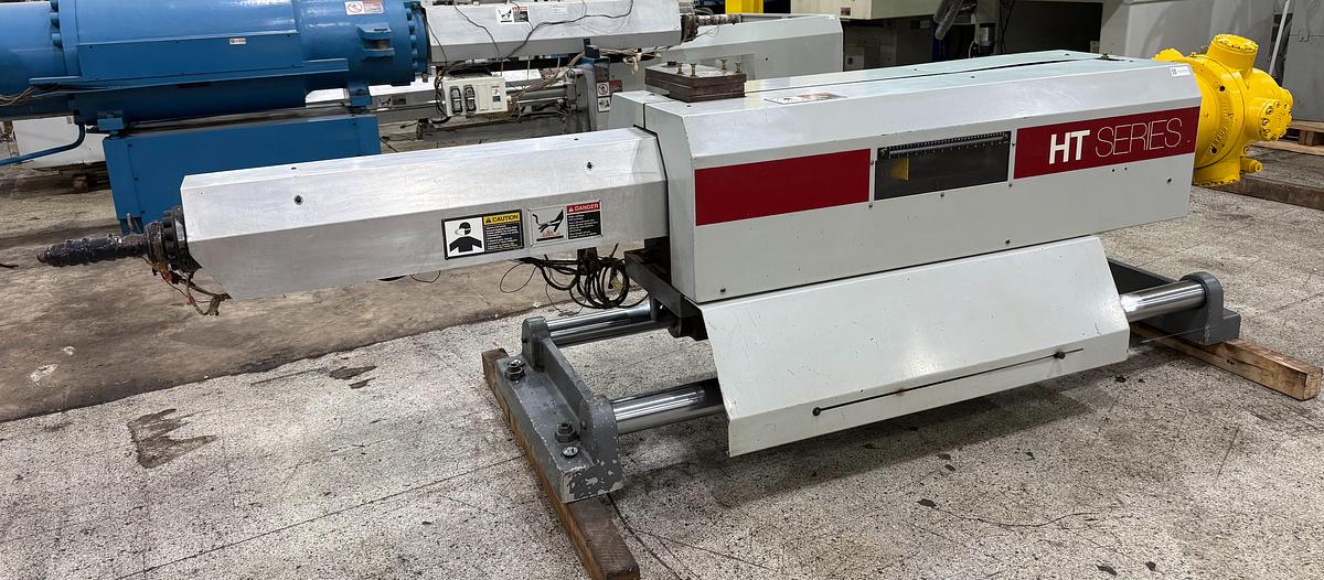 Used VAN DORN DEMAG 400HT30 INJECTION UNIT