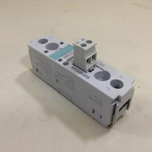 Used SIEMENS Relay 3RF2130-1AA06 #84563
