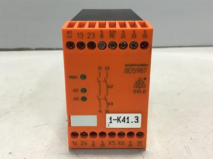 Used E DOLD & SOHNE KG Emergency Stop Module BD5987.02/001 #129530