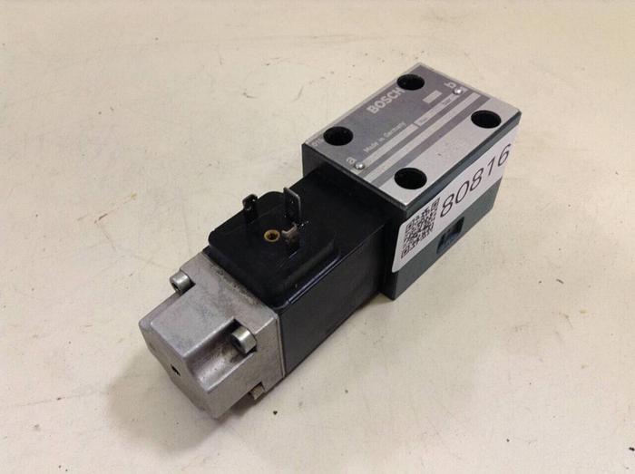 Used BOSCH Valve 0 810 090 240 #80816