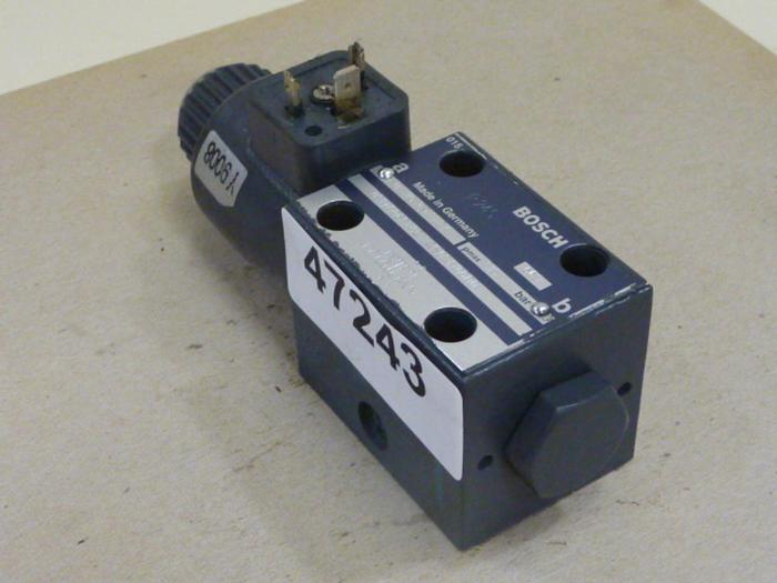 Used BOSCH Directional Valve 0 810 091 227 #47243
