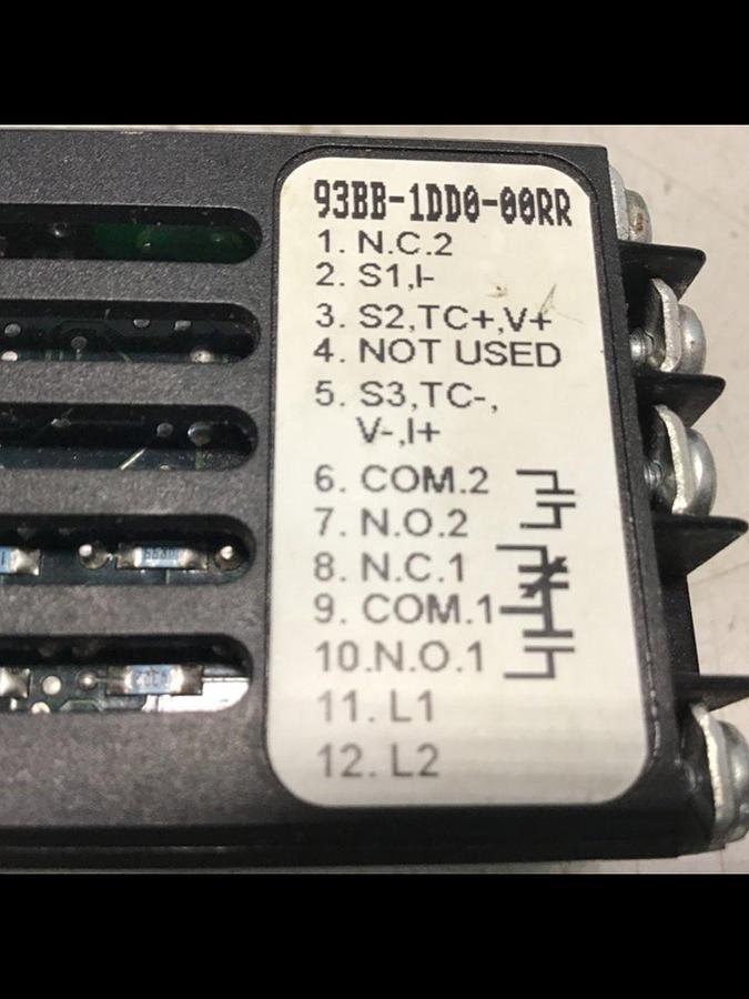 Used WATLOW Temp Control 93BB-1DD0-00RR USED