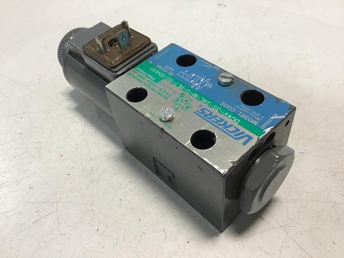 Used VICKERS Valve DG4V3S2ALMUHL760EN490 #122465