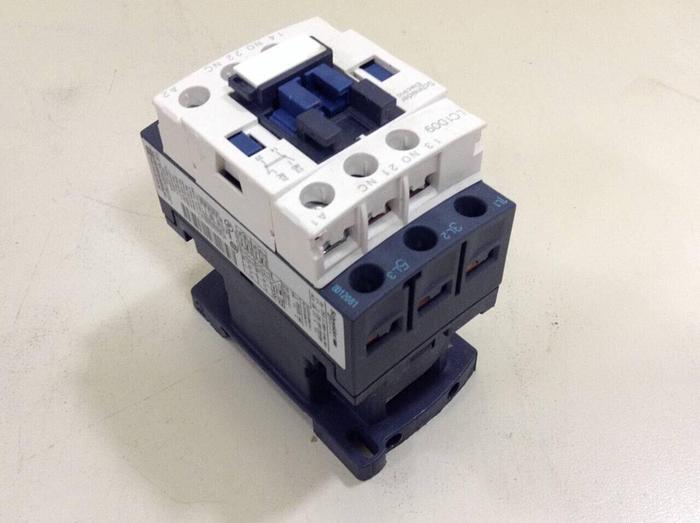 Used TELEMECANIQUE Contactor LC1D09 #86855
