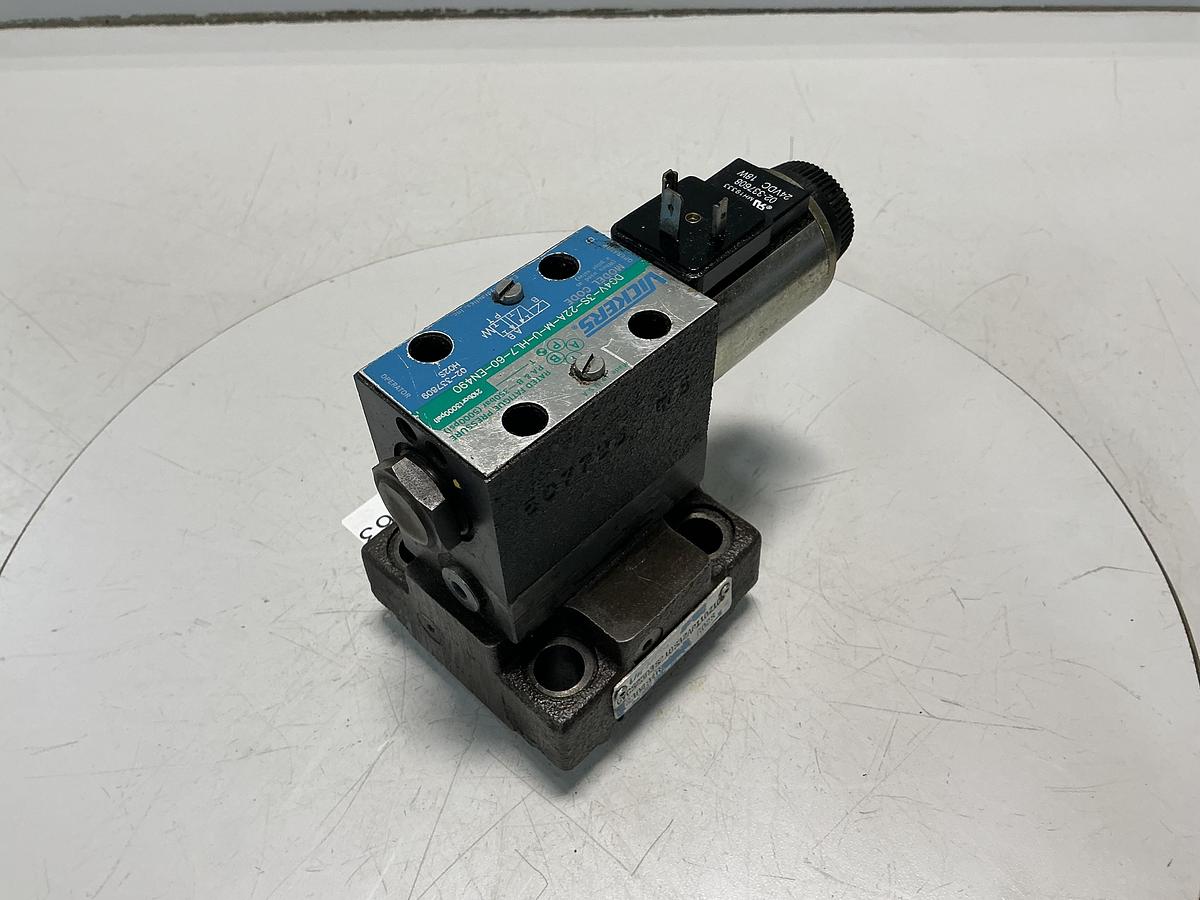 Used VICKERS DG4V-3S-22A-M-U-HL7-60-EN490