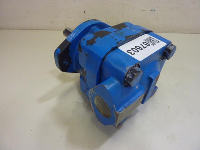 Used VICKERS Pump Y20IP08P00IL20F8 #67603