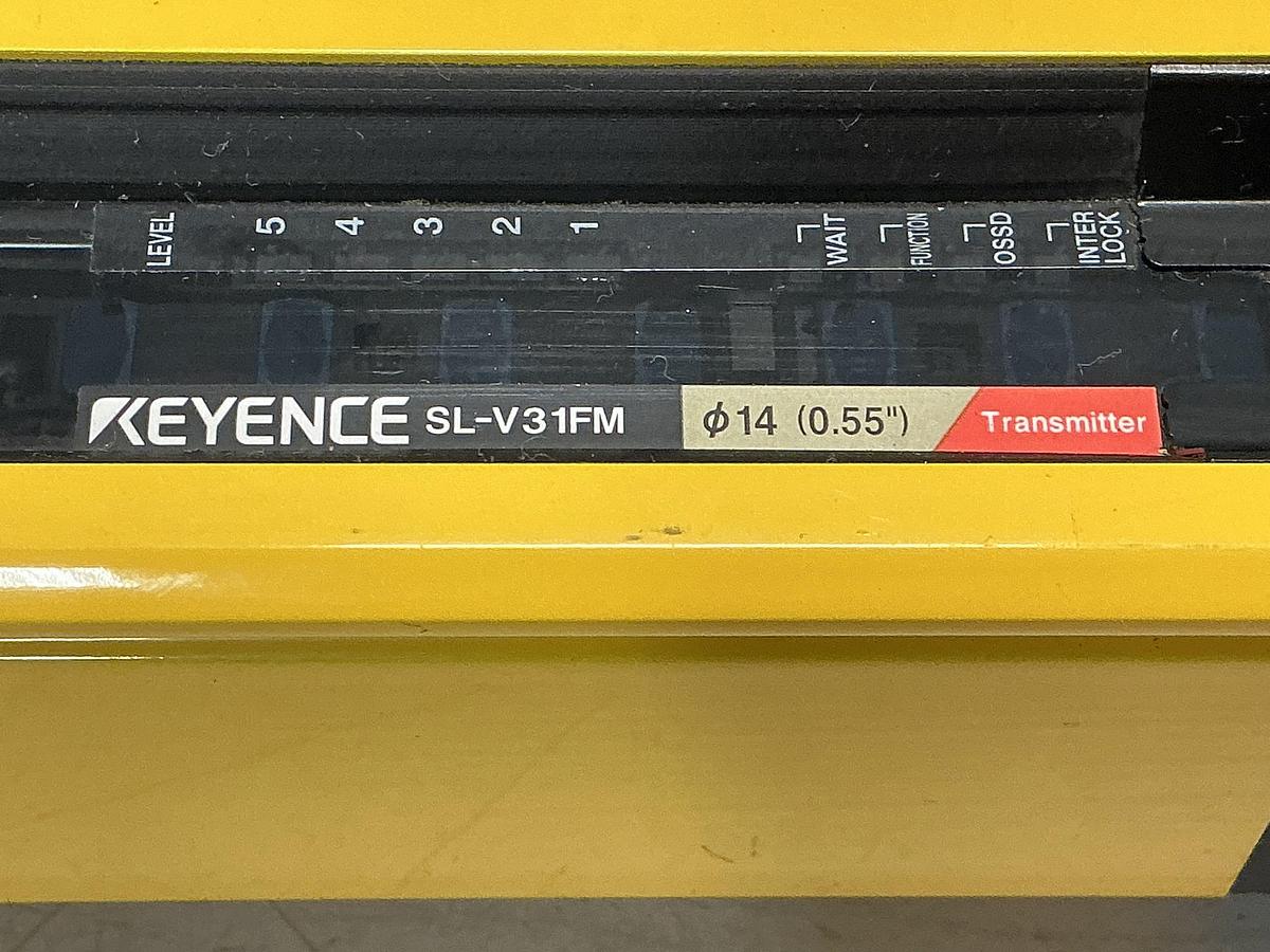 Used KEYENCE SL-V31FM-T