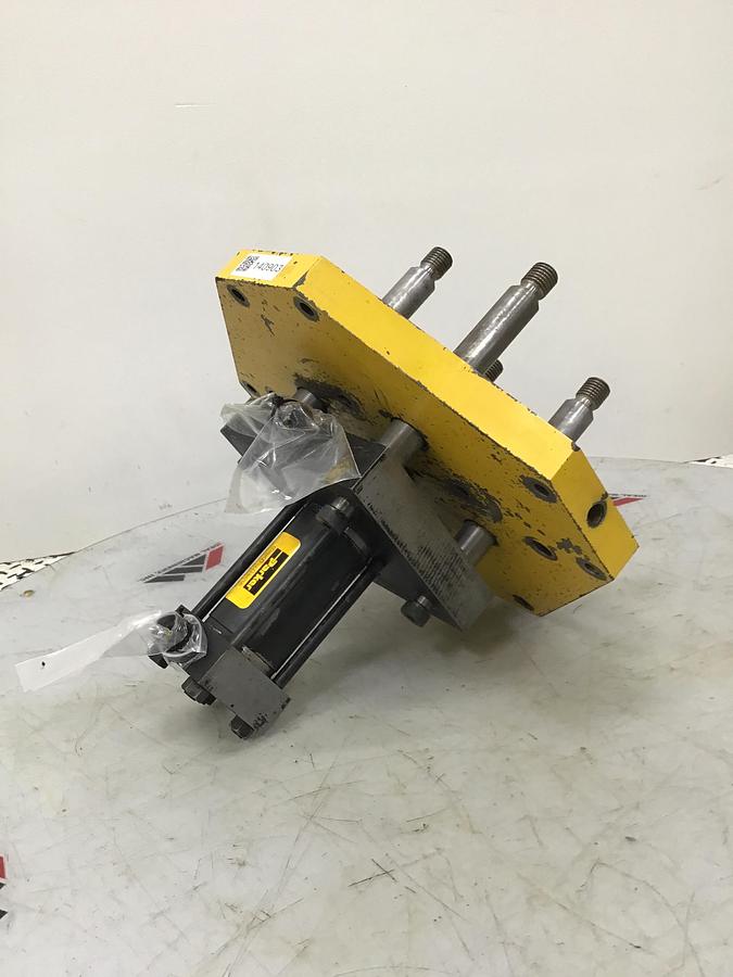 Used PARKER 02.50 JJ2HT533A 4.000 Ejector Box Used #140903