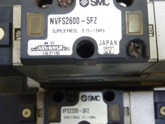 Used SMC Control Block w/ Valves VFS2100-F5Z #60109