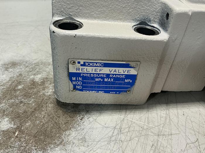 Used TOKIMEC DG4VS-3-0C-M-P7-H-7-P12-52