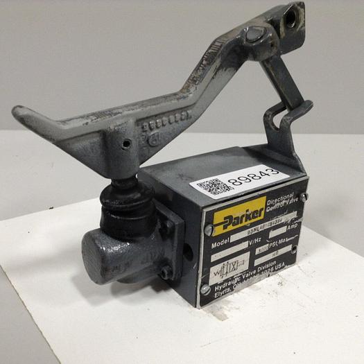 Used PARKER Directional Control Valve D3ML4B10X4384 #89843
