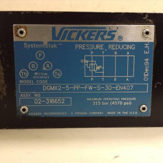 Used VICKERS Pressure Reducing Valve DGMX2-5-PP-FW-S-30-EN407 #87579