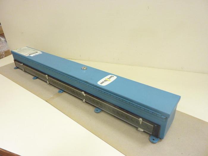 Used DOLAN JENNER Light Curtain Sensor SS7-35B Used