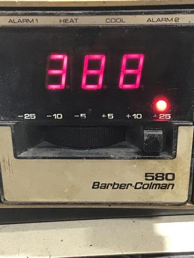 Used BARBER COLMAN Temperature Controller 585A-00016-000-0-00 #129794