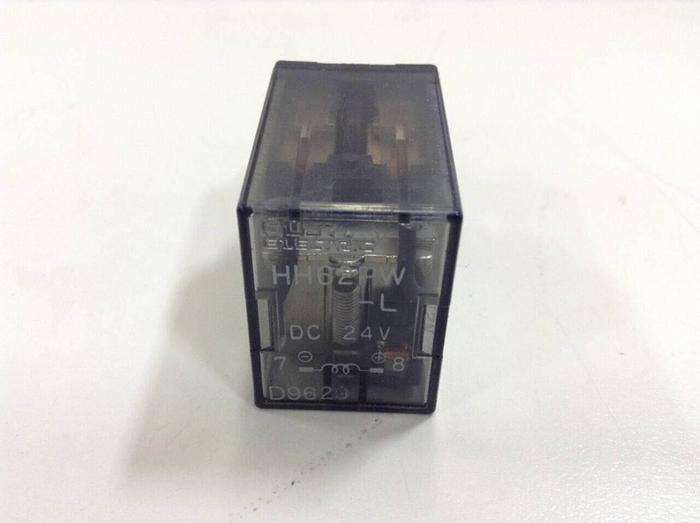 Used FUJI ELECTRIC Relay HH62PW-L #76472