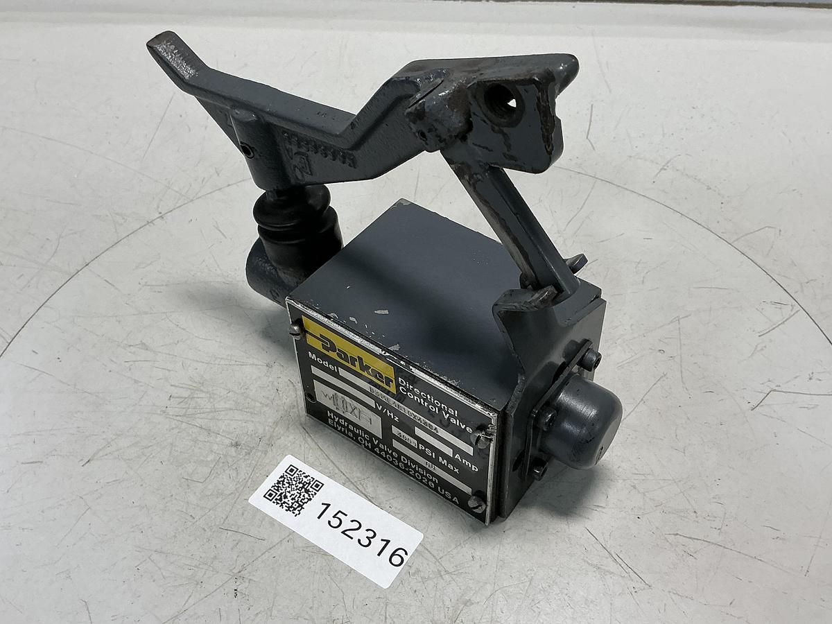 Used PARKER D3ML4B10X4384