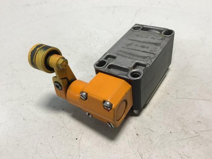 Used SIEMENS Switch 3SE3 120-1J #121209