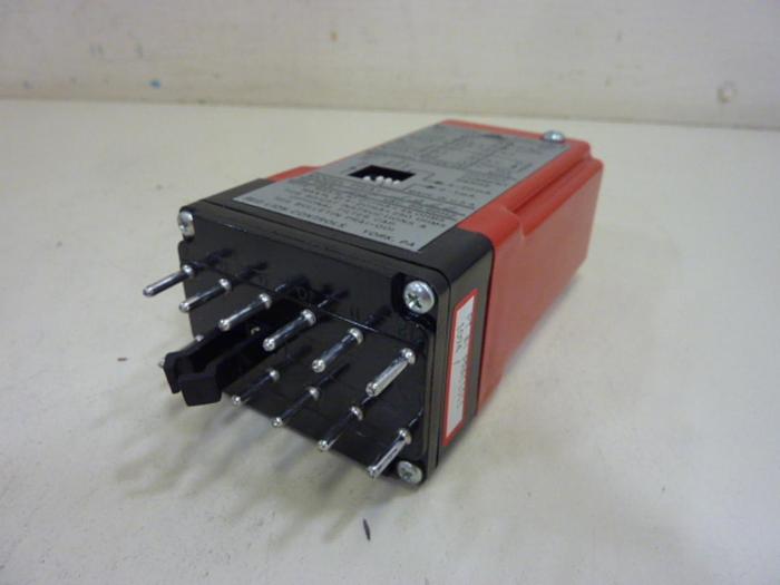 Used RED LION CONTROLS Converter Relay PRA1-1011 #59134