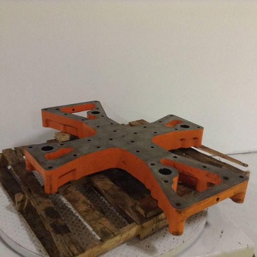Used CINCINNATI MILACRON Clamp Knock Out Butterfly Plate VH850-116/CLAMP Used